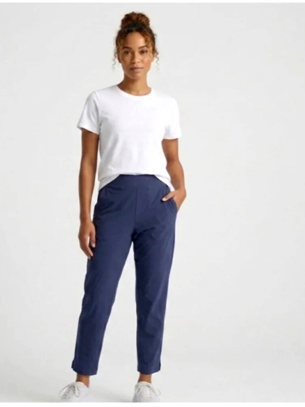 Quince Women's Performance Tech Ankle Commuter Pants Navy Blue Size small - Picture 2 of 10